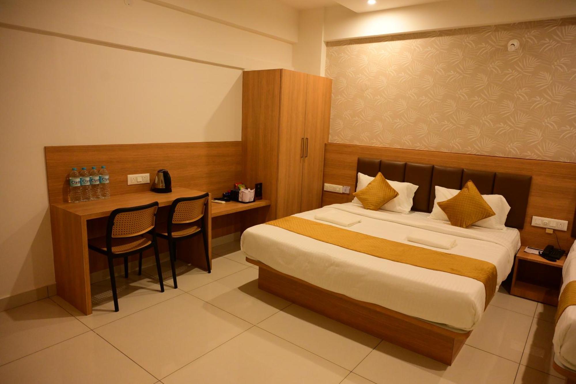 Bimba Hotels Májszúr Kültér fotó
